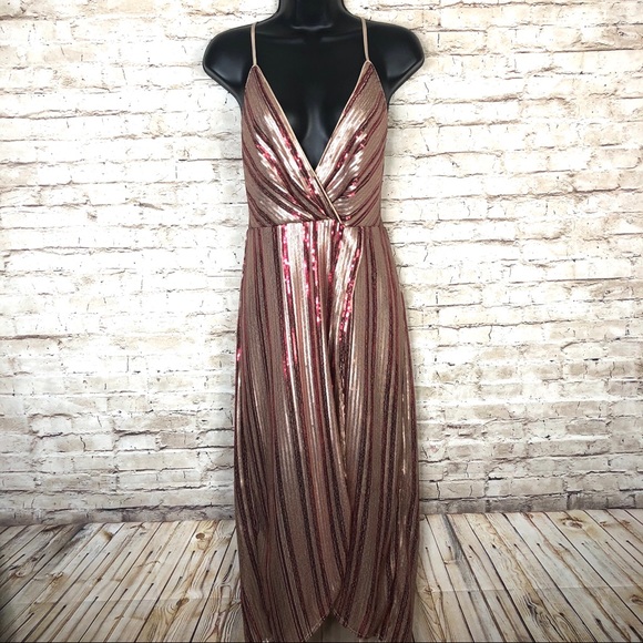 Lulumari Dresses & Skirts - NEW! Lulumari sequin midi dress